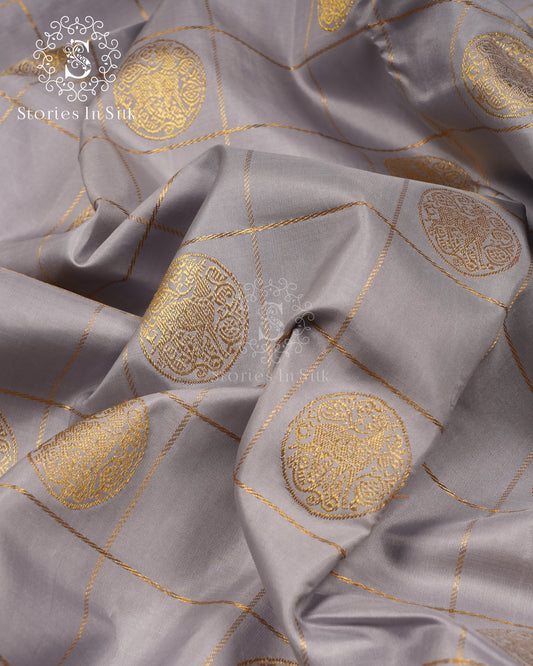 Silver Moon Vintage Pure Silk Saree - PSD003