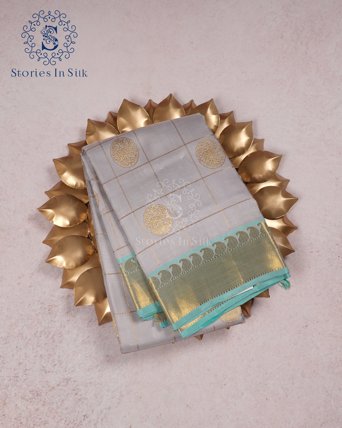 Silver Moon Vintage Pure Silk Saree - PSD003