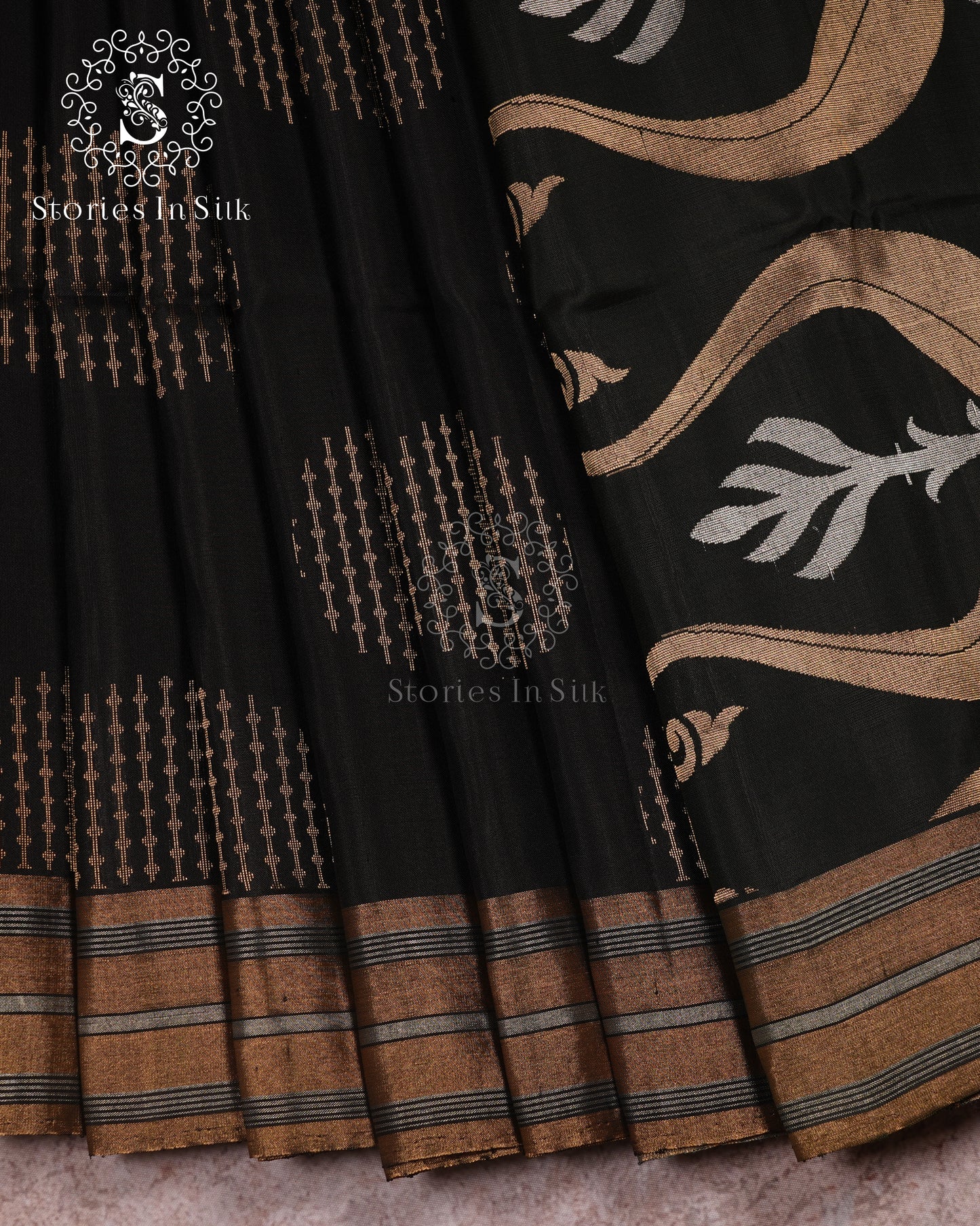 Shadow Peacocks Pure Soft Silk Saree - ANA207