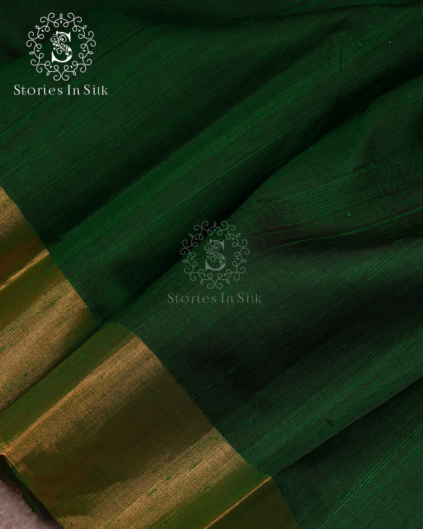 Emerald Grace Pure Silk Saree - SAS212